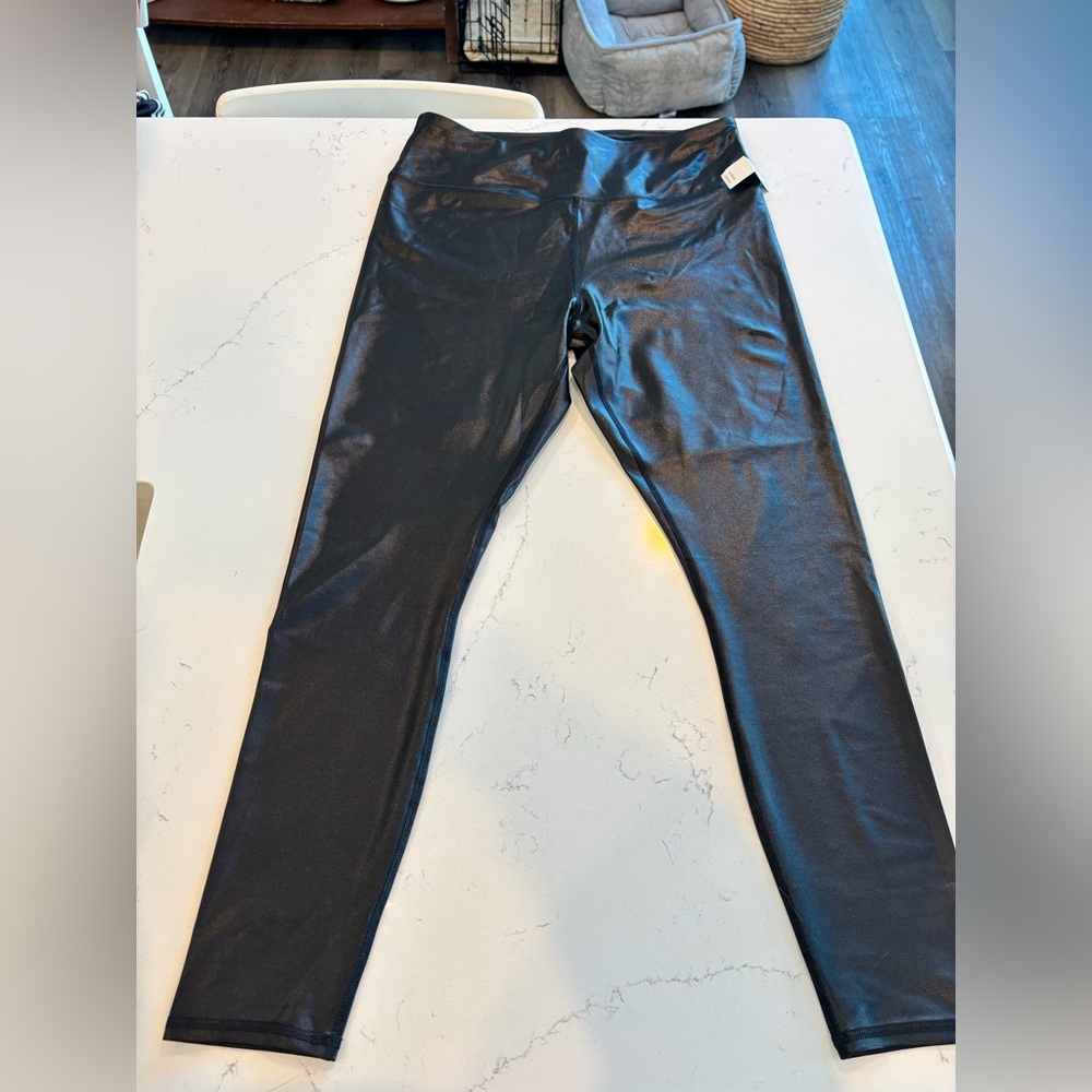 Maurices spandex leggings. Large NWT